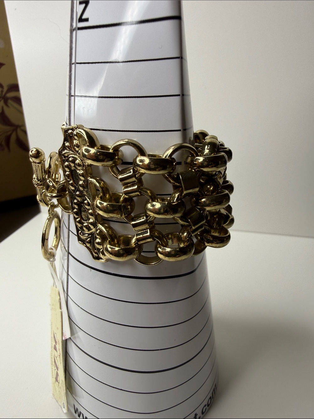 NWT 2028 offshoot of 1928 Classic Polished Gold Multi-Row Link Bracelet figure 8 - Picture 14 of 17